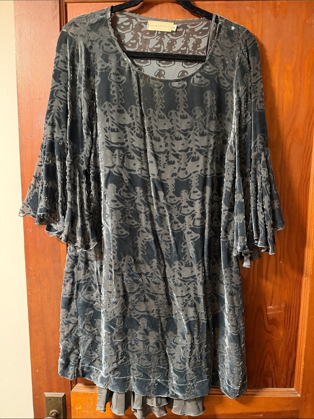 Crushed Velvet Ruffle-Sleeve Tunic in Gray